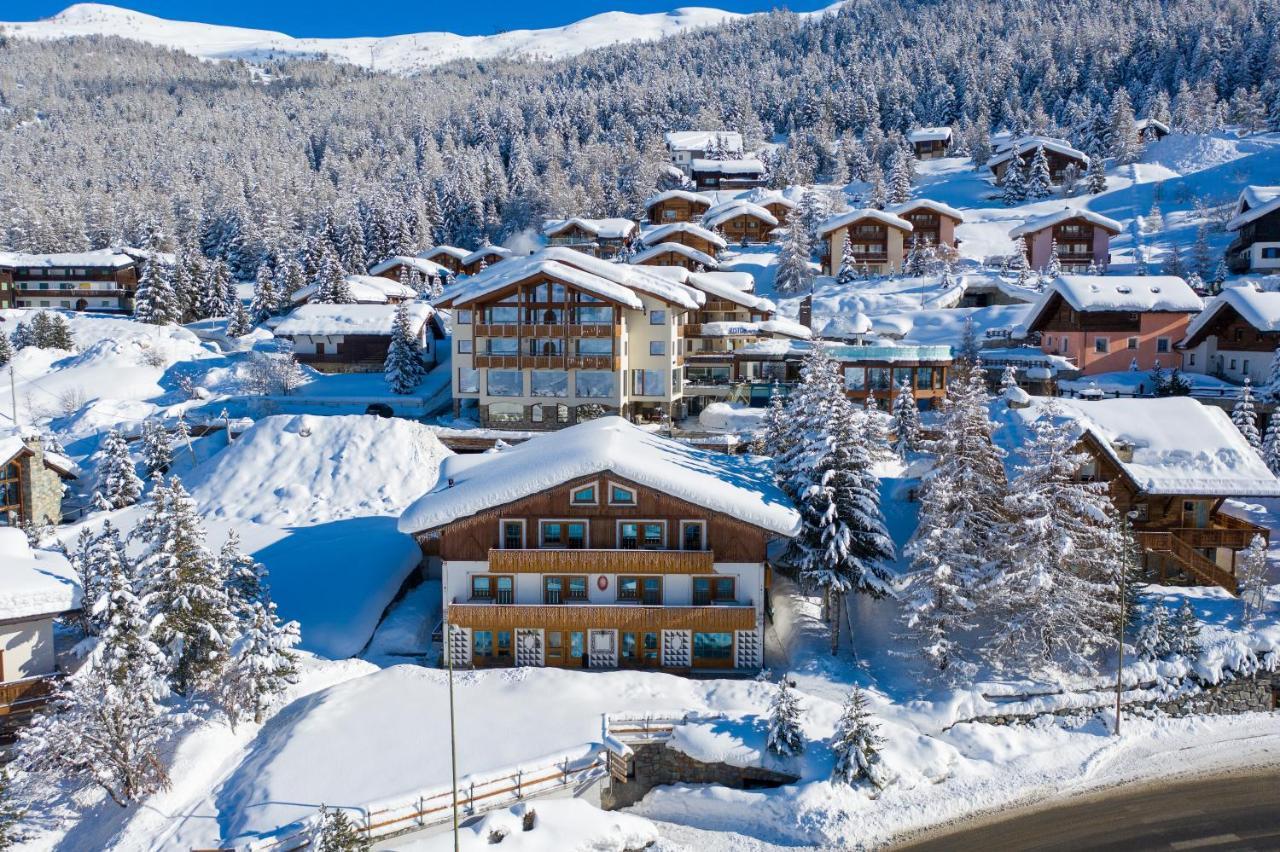 Hotel Duc De Rohan リヴィーニョ エクステリア 写真