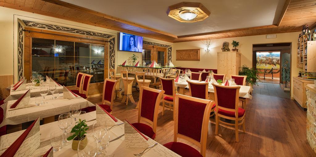Hotel Duc De Rohan リヴィーニョ エクステリア 写真