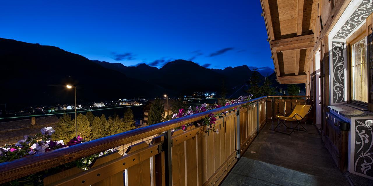 Hotel Duc De Rohan リヴィーニョ エクステリア 写真